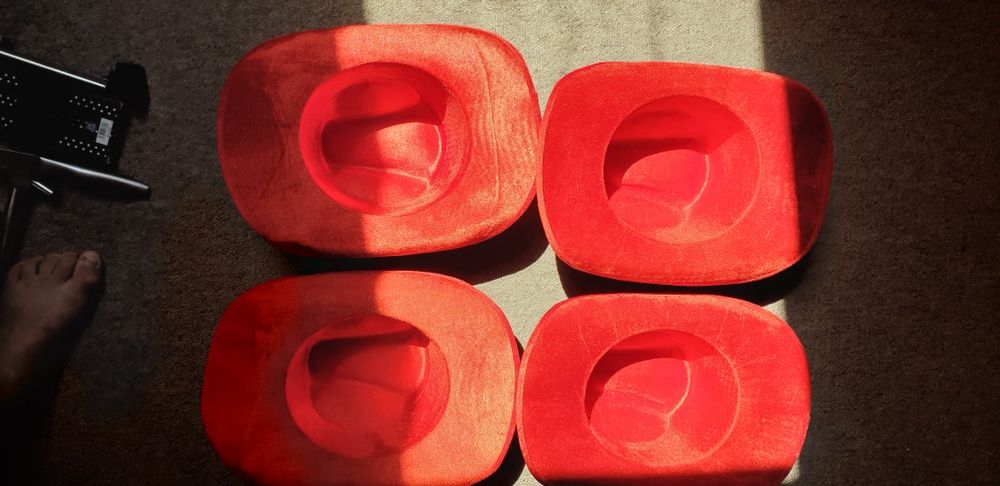 4 pălărie partying