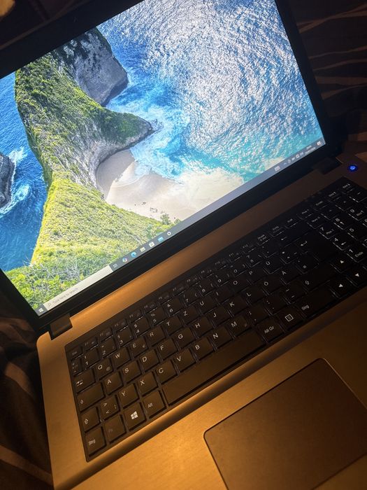 Laptop Terra,in stare perfecta,Windows 10 Pro