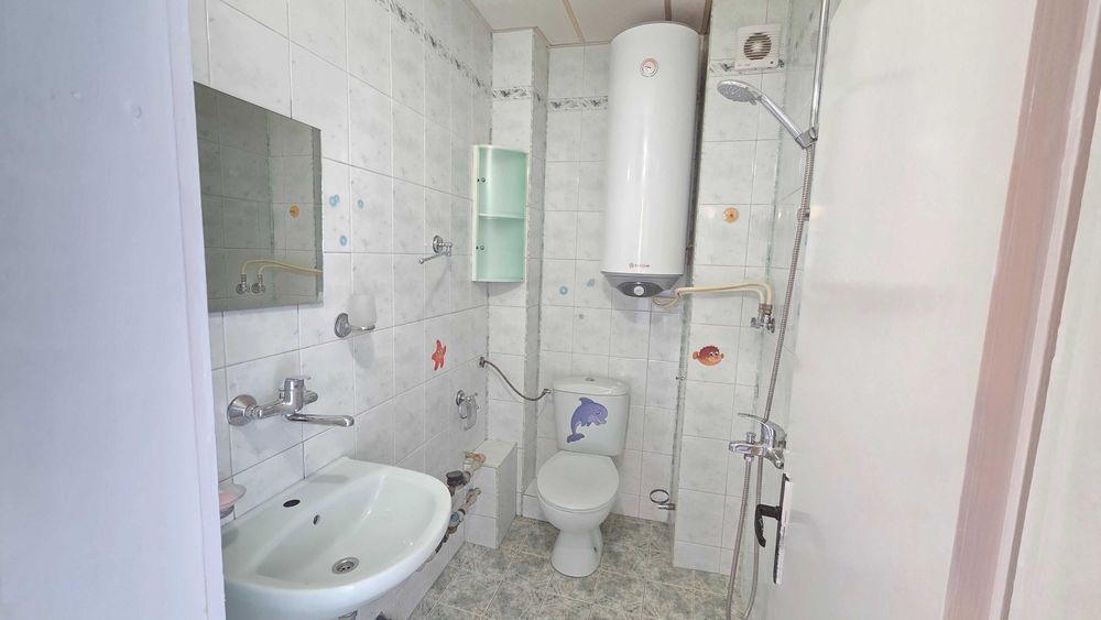 Дава се под наем Двустаен апартамент в Плевен, Сторгозия - 70 кв.м за 298.86 € - Снимка #9