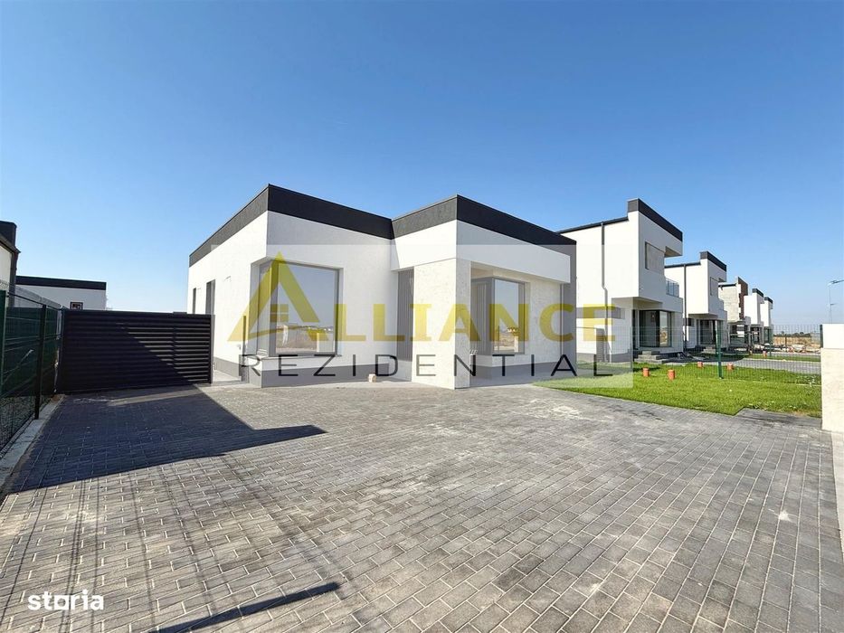 Casa individuala parter ||3 camere 2 bai+dressing||teren 330 mp || 2 m