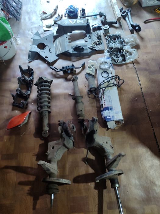 Продам б/у запчасти на Ауди 100 с4