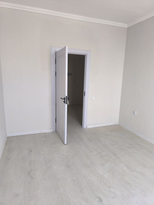 Yangi kvartira sotiladi