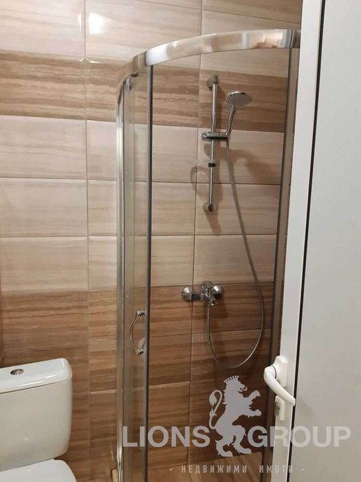 Дава се под наем Двустаен апартамент в Варна, Левски - 70 кв.м за 578.34 € - Снимка #6