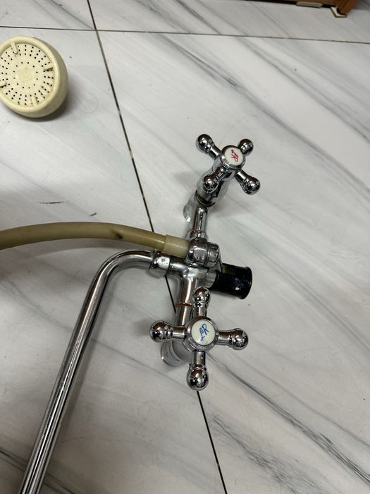 Смеситель б/у на юнусабаде 13