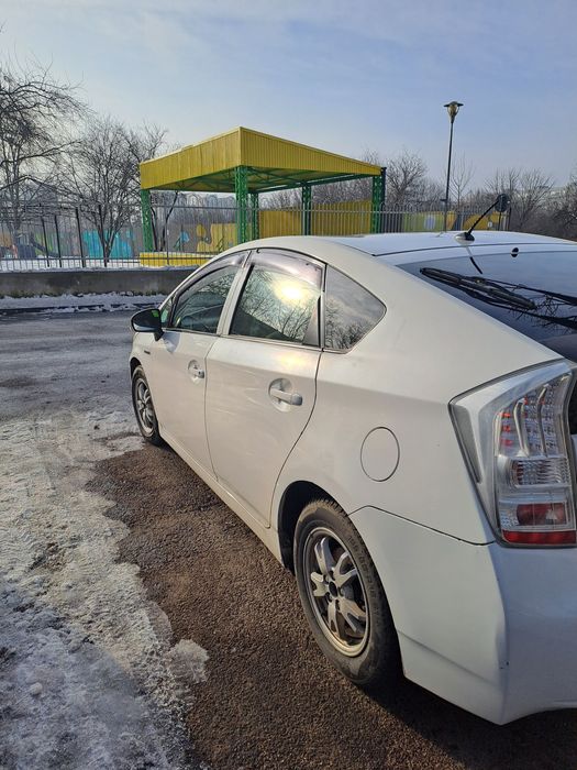 Toyota prius gpl nou
