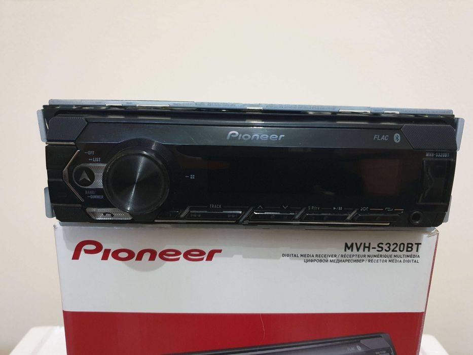 Pioneer MVH-S320BT - Пълен Комплект!