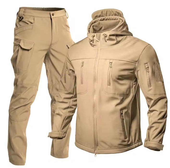 Costum armata /vanatoare/ pescuit/ outdoor