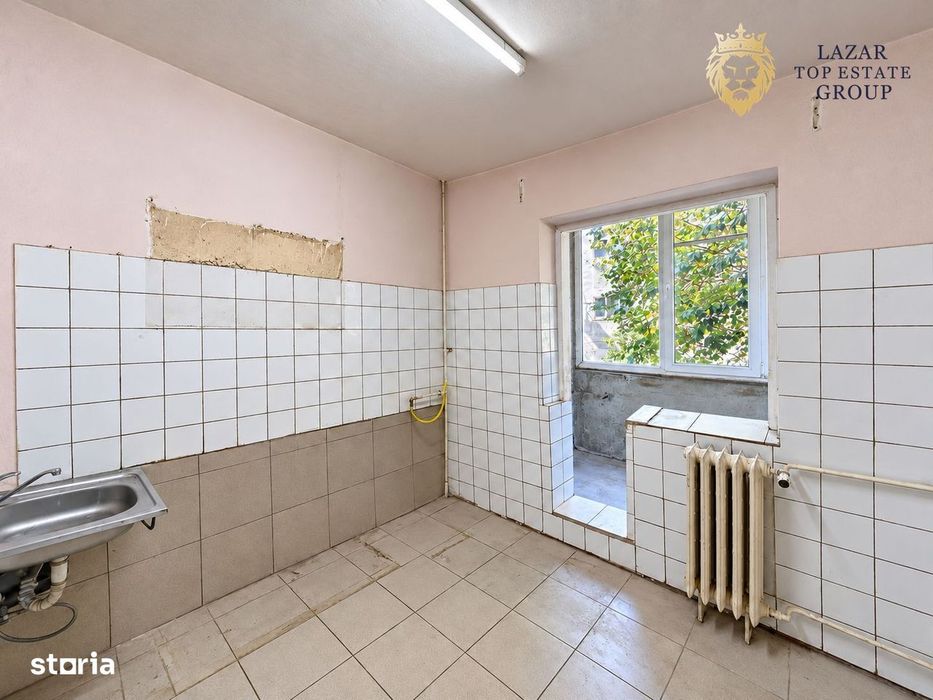 Apartament 2 camere zona 300 de vanzare