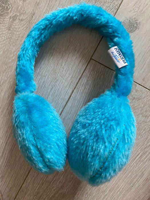 Бутилки -750мл. -20 броя и ушанки