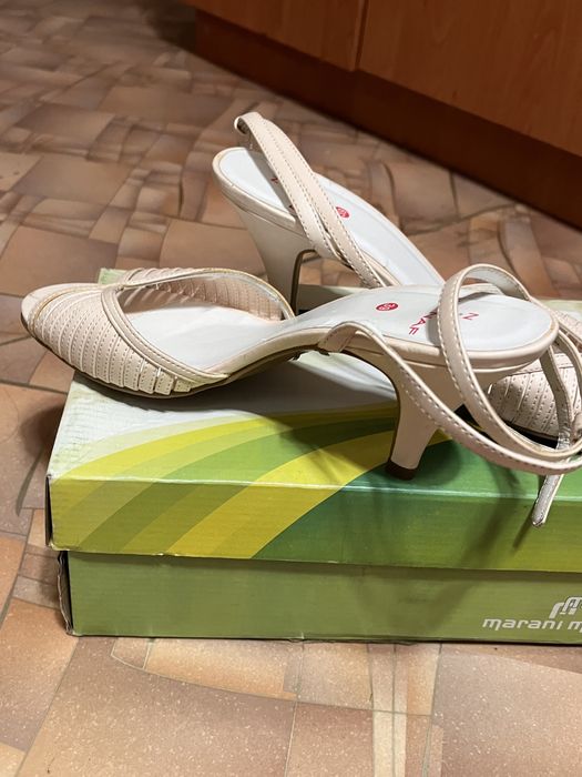 босоножки летние