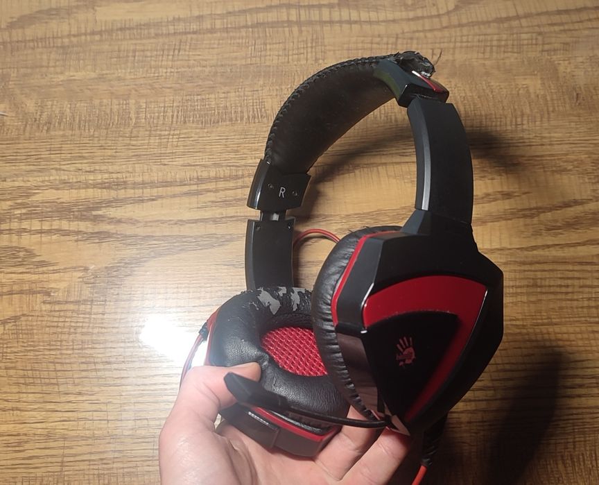 Геймърски слушалки Bloody (A4Tech) с микрофон