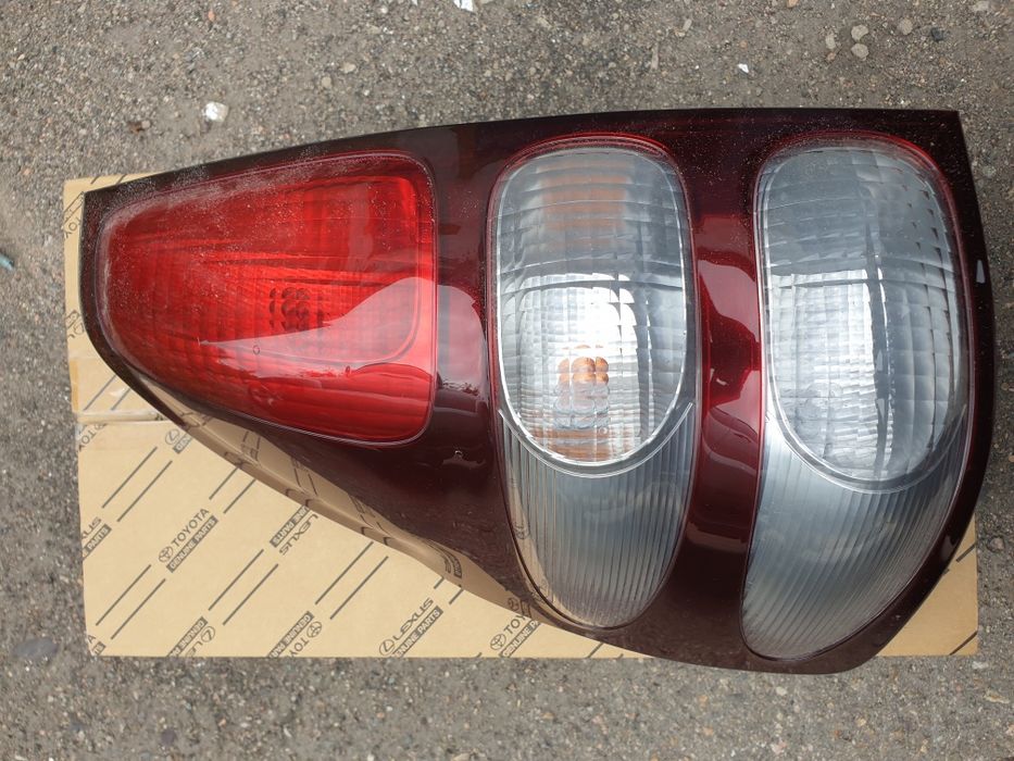 Задние фанари 120 прадо оригинал