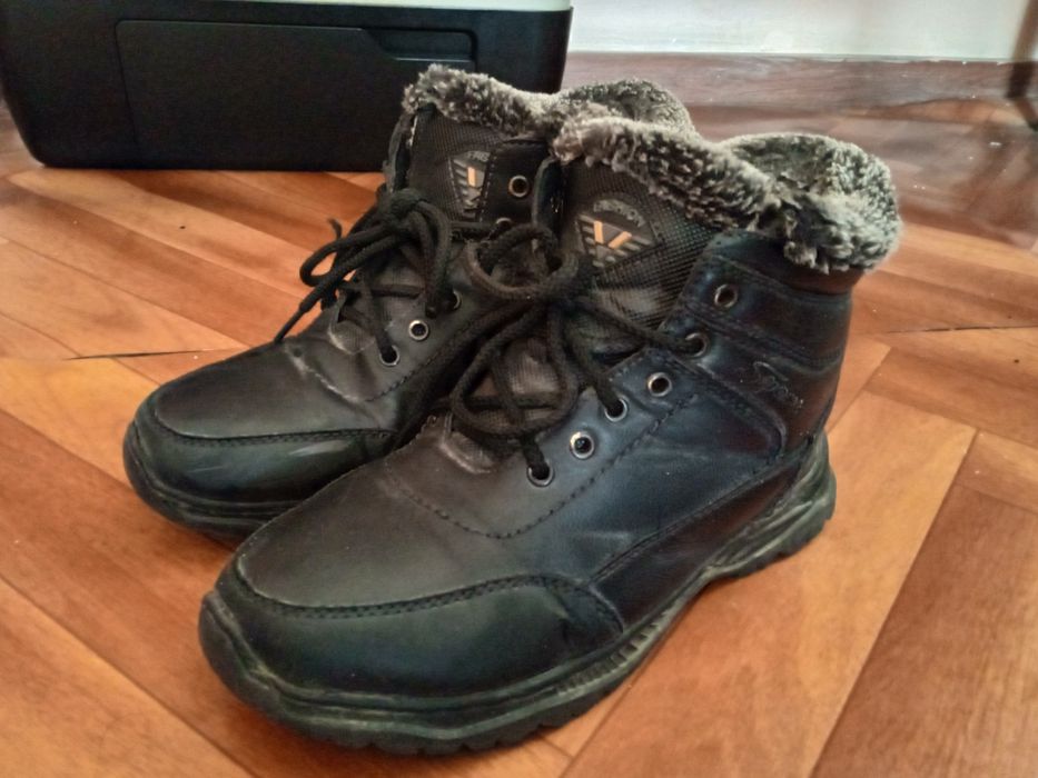 Продам зимние сапоги размер 39