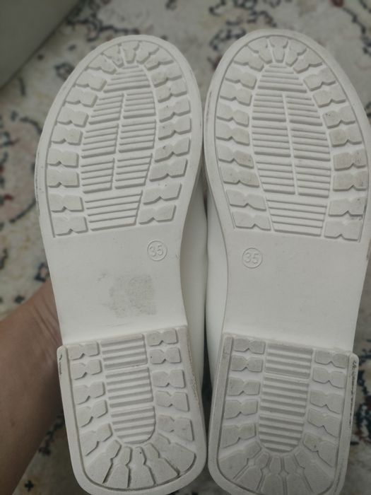 Туфли белые для девочки