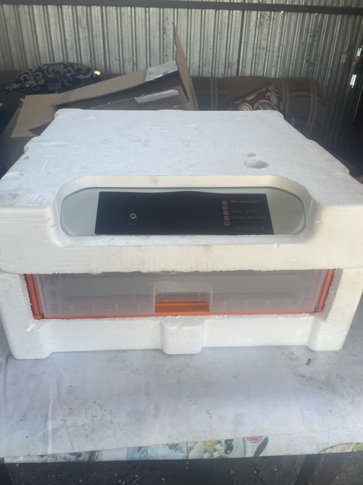 Продам инкубатор