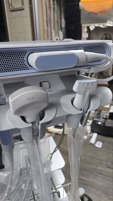 Konica Minolta Sonimage HS1 portativniy UZI apparat