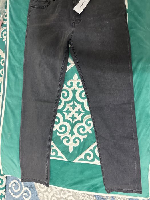 Джинсы Paulmark.