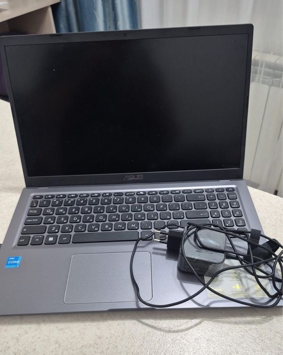 Продам ноутбук. Ноутбук сатылады