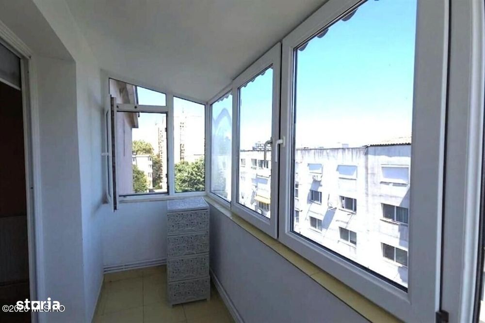 Far - Parc, 2 camere decomandate, 2 balcoane, 56 mp, centrala gaz!