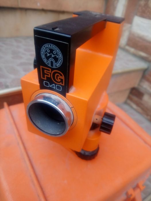 Теодолит  Автоматичен Нивилир FG 040