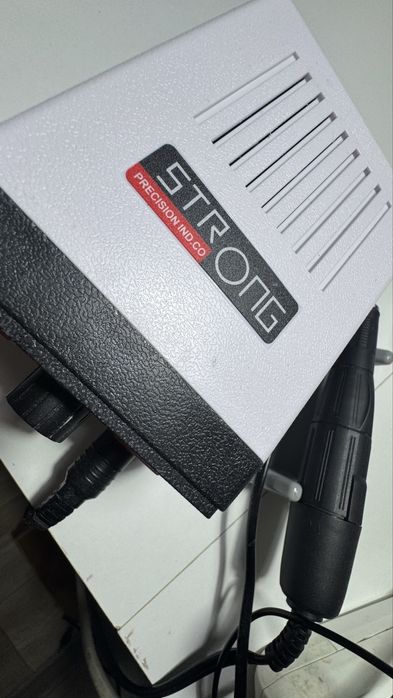 Продаю материал для маникюра