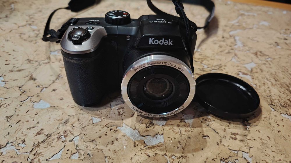 Фотоапарат Kodak PixPro AZ251