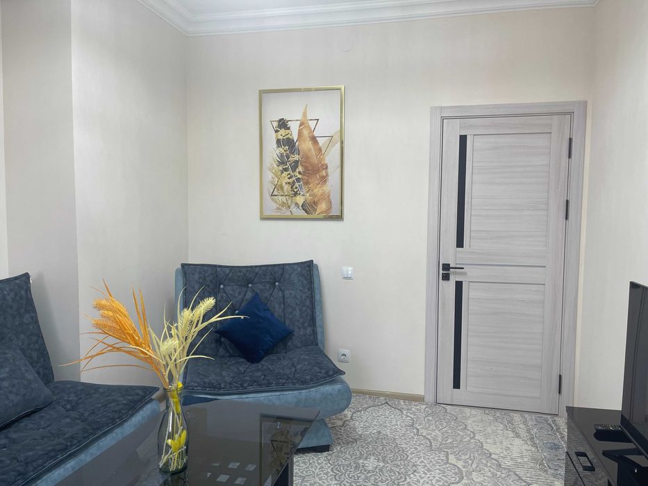 Посуточная аренда квартиры В районе метро дружба народов Чакар 50