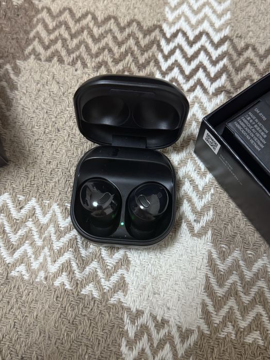 Наушники Samsung Buds Pro