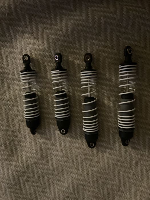 Suspensie Traxxas Slash sau orice scara 1/16 , 1,10 .