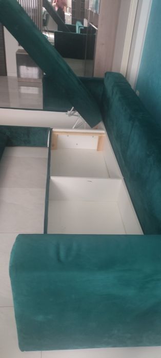 Colțar extensibil catifea verde smarald | Ladă depozitare | 1200 lei