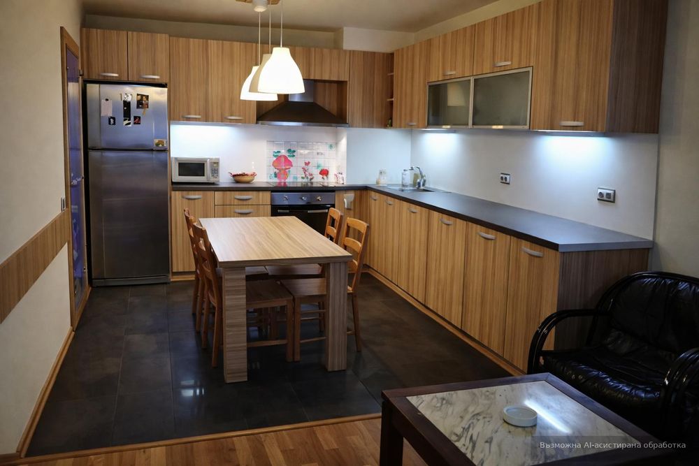 Тристаен, под наем, Център-ЦУМ