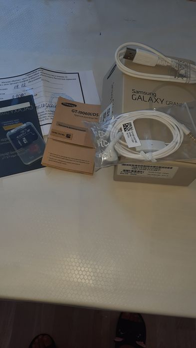 Сотовый.телефон samsunq