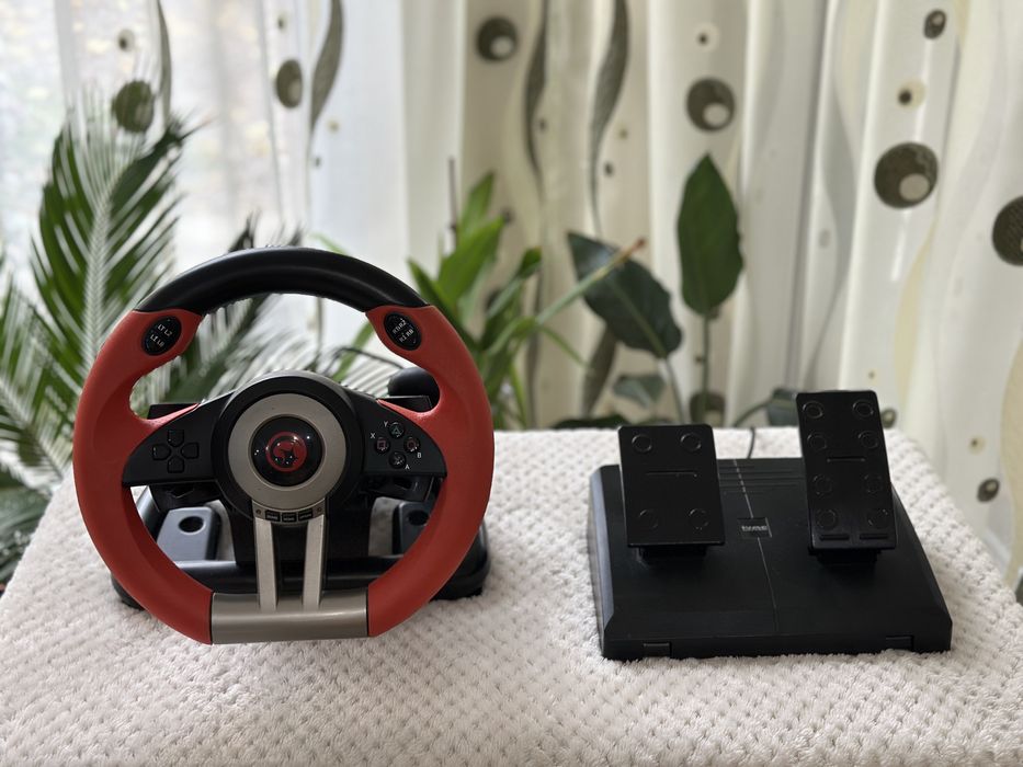 Volan gaming Marvo Scorpion GT-802 cu pedale – stare impecabilă