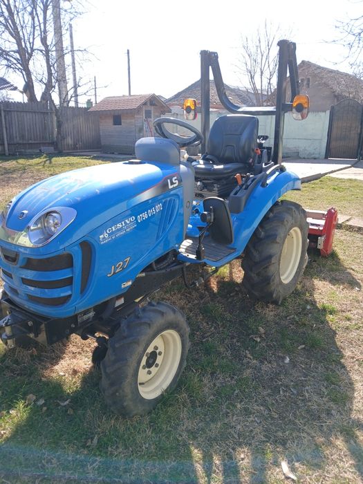 Tractor LS model J27,CP 27 +3 accesorii(Freză,semănătoare și plug)