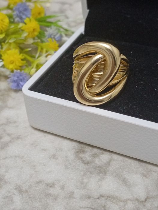 Tilla uzuklar 585 proba zavodskoy