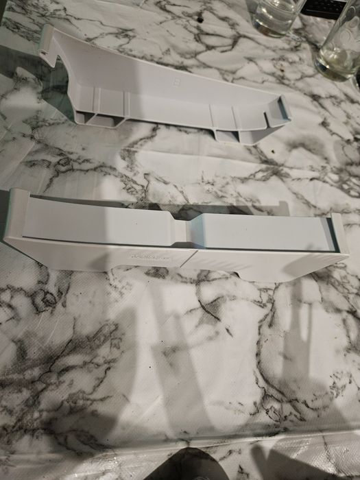 Заряднa станция и стойка за хоризонтално стоене PS5