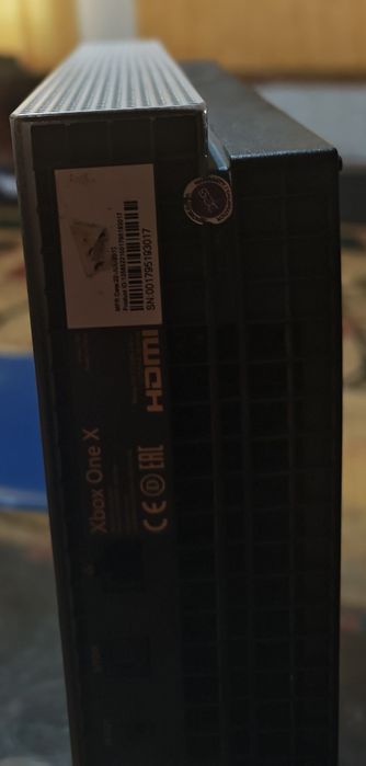 Xbox One X 1TB Gears 5 Limited Edition