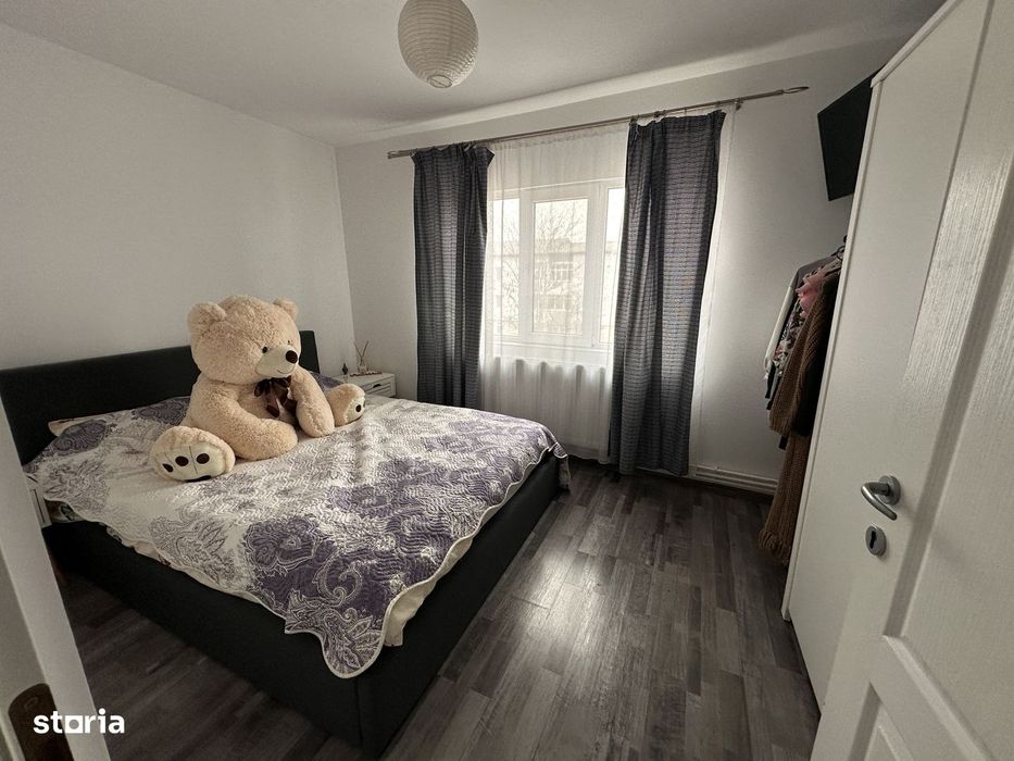 Apartament 2 camere, renovat, mobilat și utilat complet, Școala nr 14