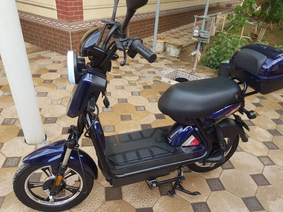 Skuter sotiladi yangi