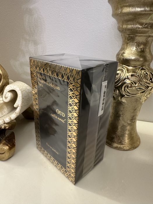 Parfum Oud Satin Mood Premium