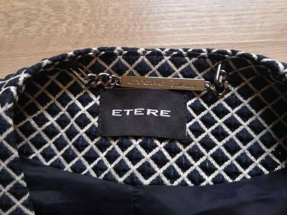 ETERE костюм с рози