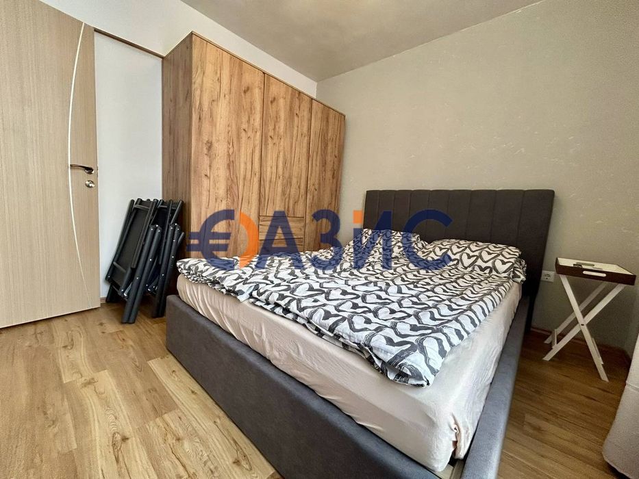 Продава се Двустаен апартамент в к.к. Слънчев бряг - 50 кв.м за 938 €/кв.м - Снимка #4