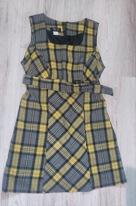 Sarafan damă in carouri