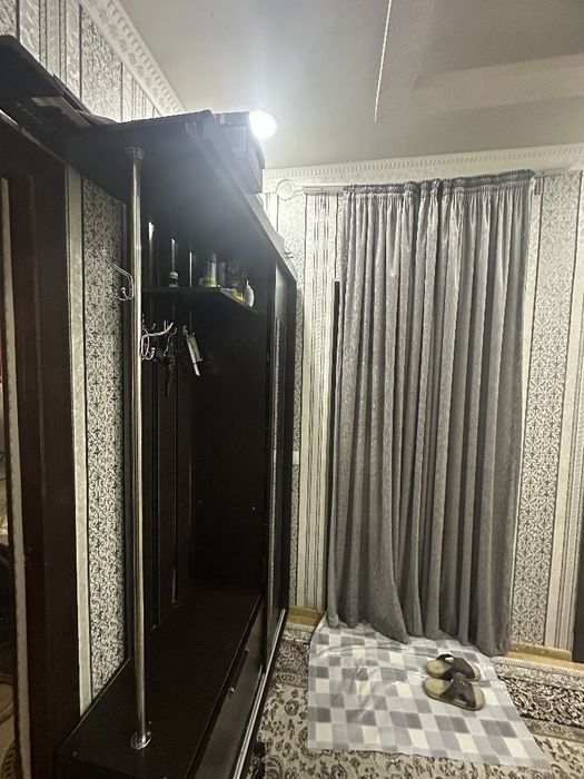 1 komplekt mebel jixozlari sotiladi