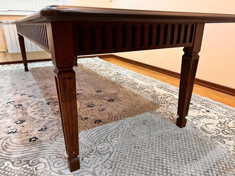 Стол натуральное дерево