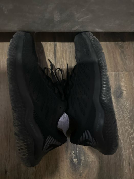 Кроссовки от компании Demix