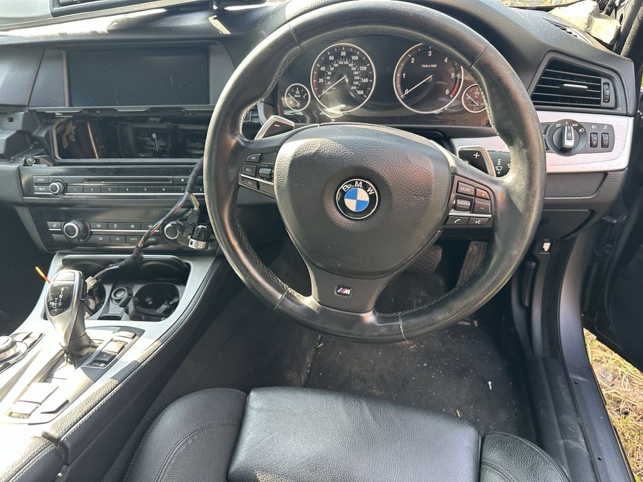 Usa usi aripa parguri capota bara bmw