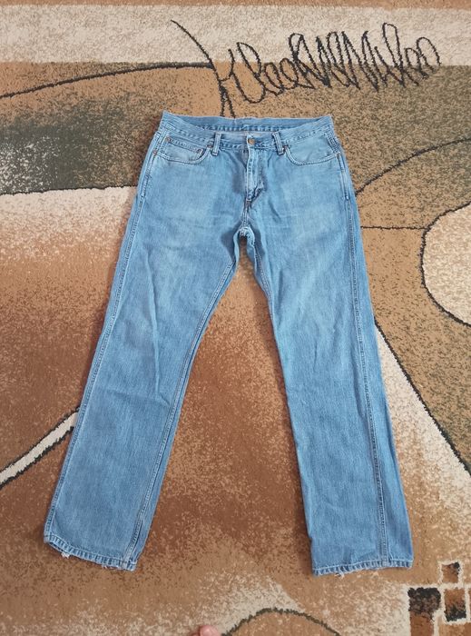 Blugi carhartt mărimea 33