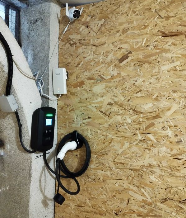 Гараж под НАЕМ в ЦЕНТЪР - 22 kW ел.станция - гр. Ловеч