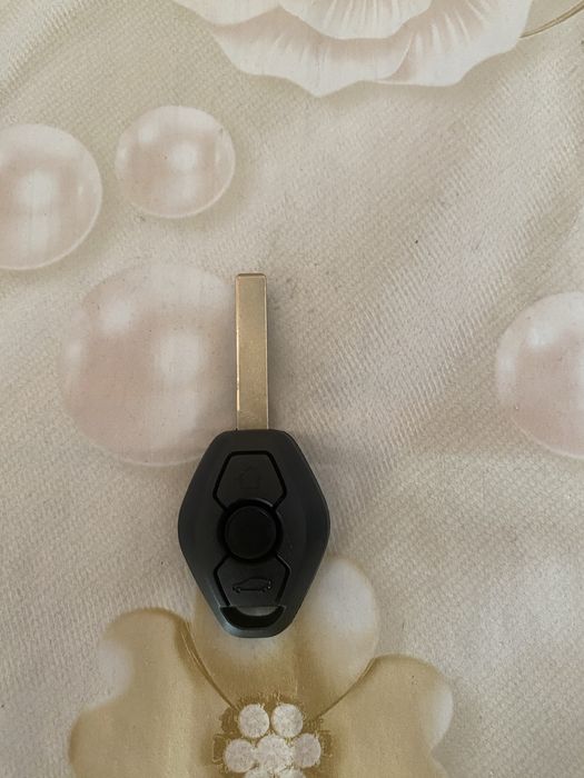 Ключ HU92 с чипом для Bmw